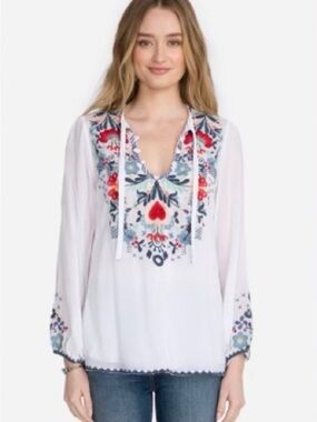 NWT Johnny Was “Bisma” White Embroidered V-Neck Peasant Blouse - $225 retail!